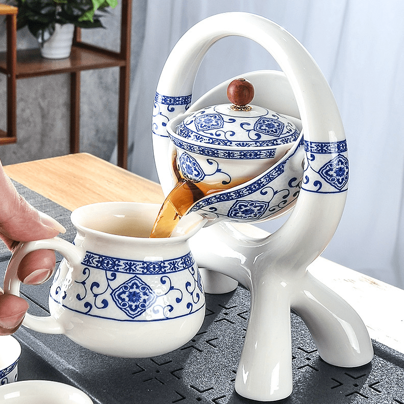 Sun Design Multiple-color  Blue and White Porcelain 360 Rotating Teapot Set Suit for Gift